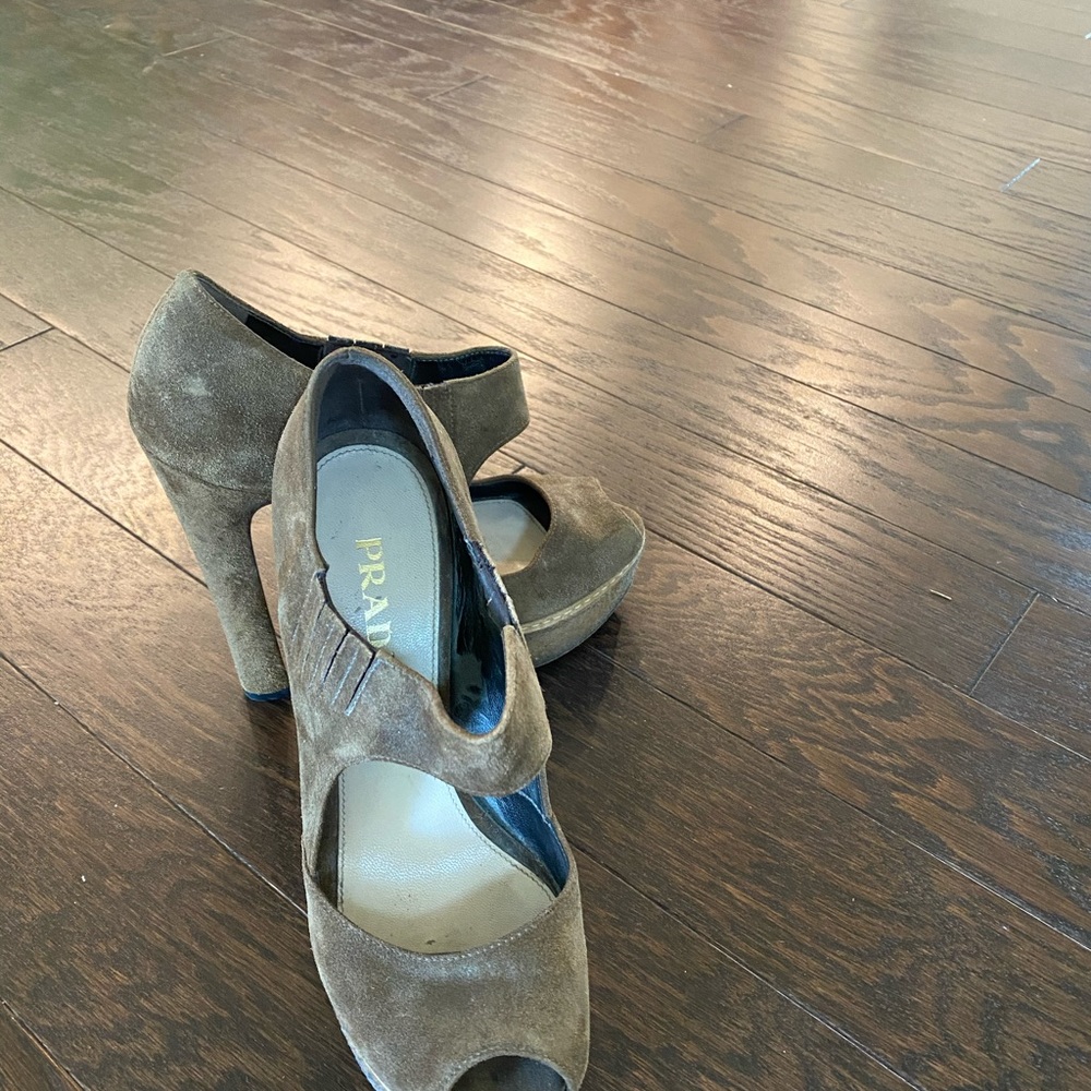 Authentic Prada Suede Platform Heels - Picture 4 of 5
